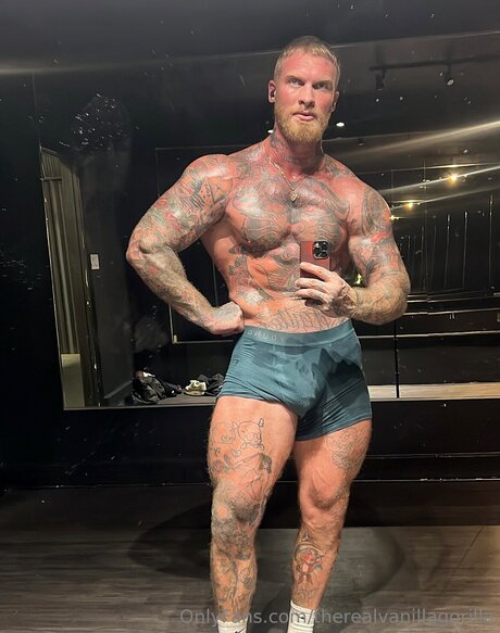 Therealvanillagorilla onlyfans free