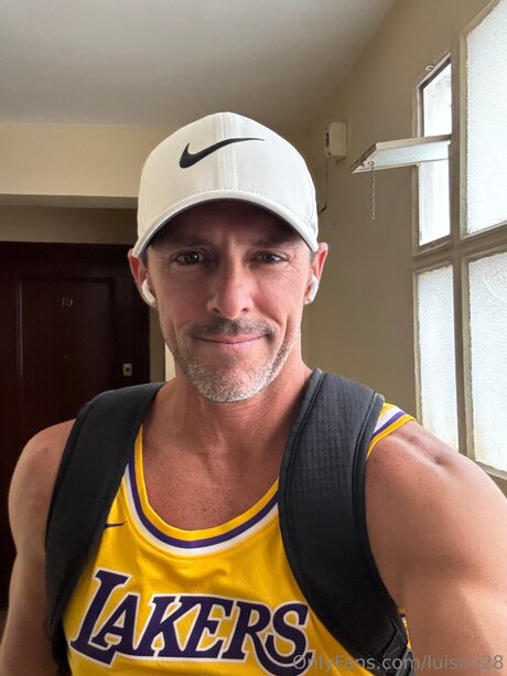 Lucri28 onlyfans ass