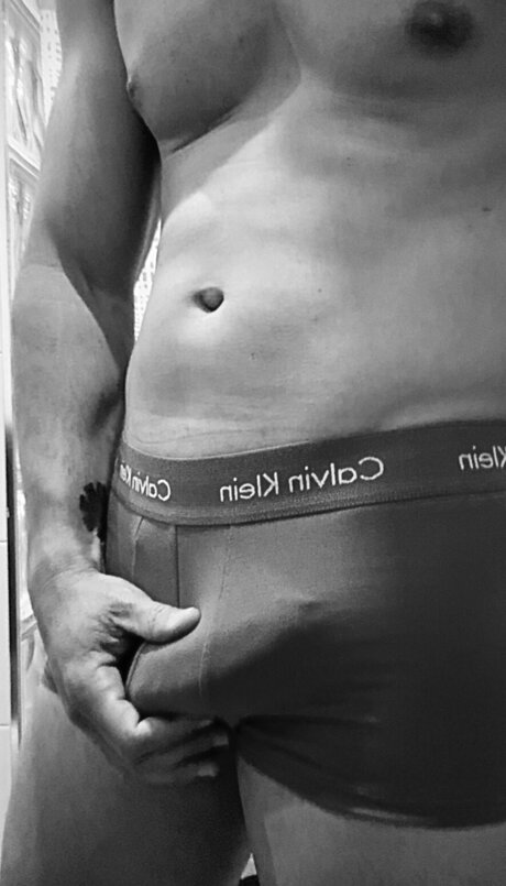 Lucri28 onlyfans model photos