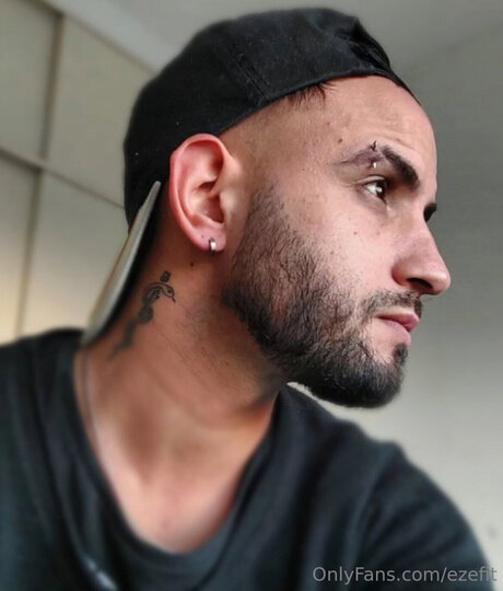 alternative onlyfans nudes still