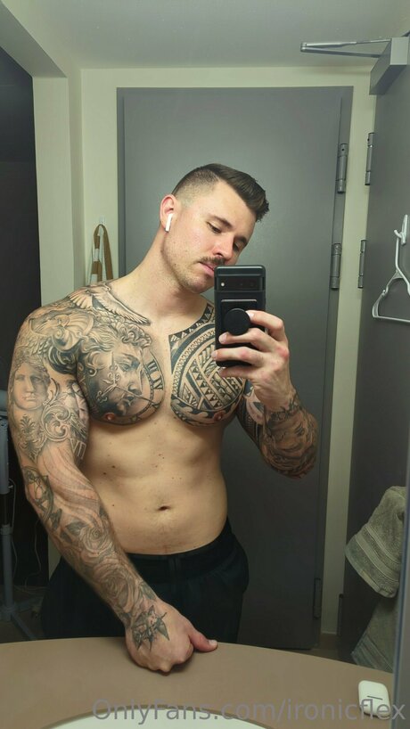 Ironicflex onlyfans leak