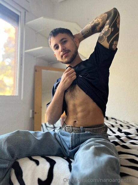 Nanoargentino en onlyfans