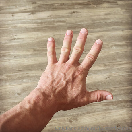 Ironbutterfly4free nude only fans