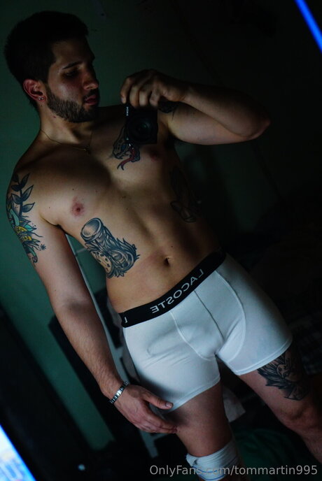 Tommartin995 leaked onlyfans.