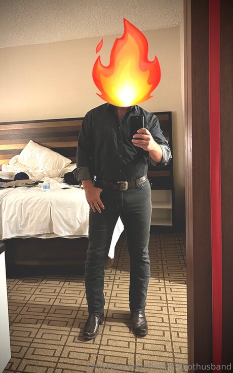 Houstonhothusband onlyfans sex tape