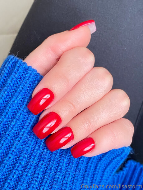 Lisastorm onlyfans creator