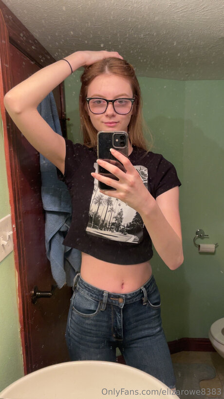 Elizarowe8383 leaked porn onlyfans