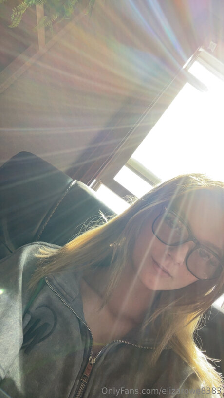 Elizarowe8383 hot onlyfans