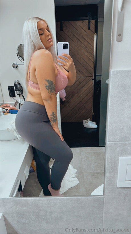 Nikita Suave only fans leak nude