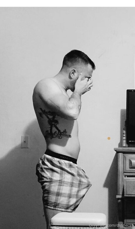 Diggler223 porn onlyfans