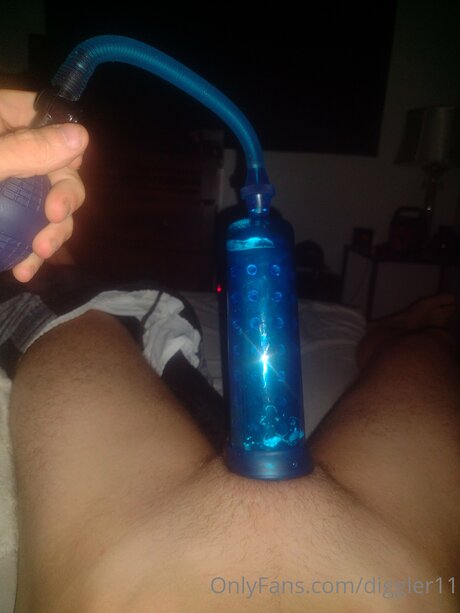 Diggler223 onlyfans leaked.