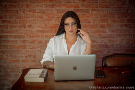 Domira Noire nude porn onlyfans