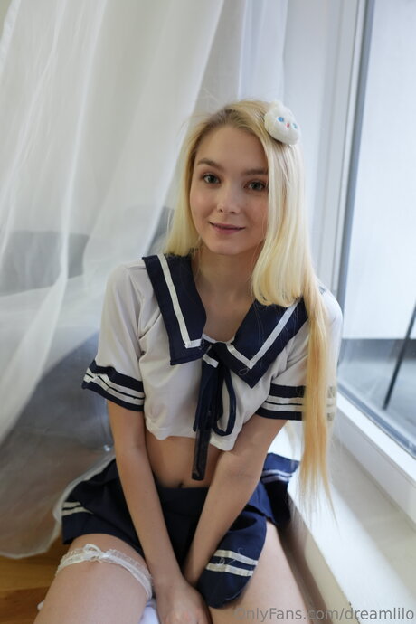 Dreamlilo onlyfans topless