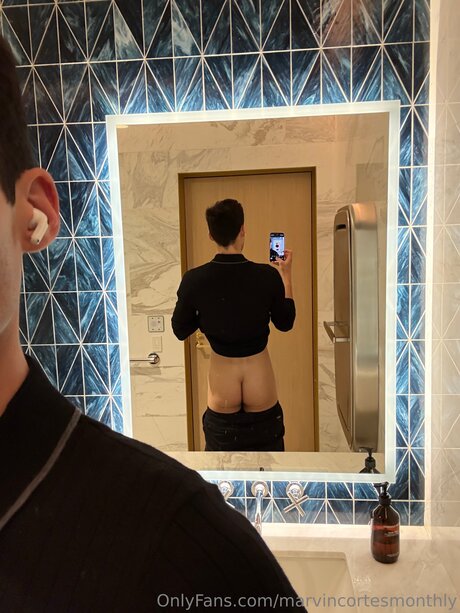 Marvincortesmonthly onlyfans leak naked