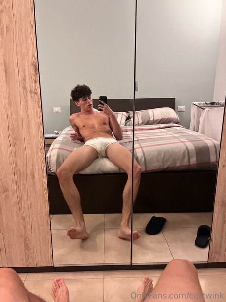 Xcost free only fans