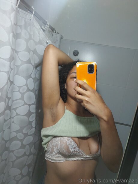 Evamaze Profile image