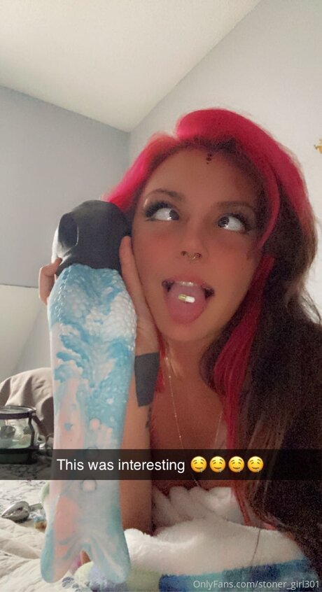 Stoner Girl301 onlyfans leak xxx