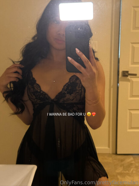 Prettyfacemulan onlyfans model photo
