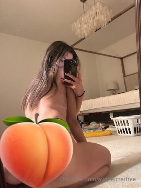 Avryjennerfree onlyfans leak free