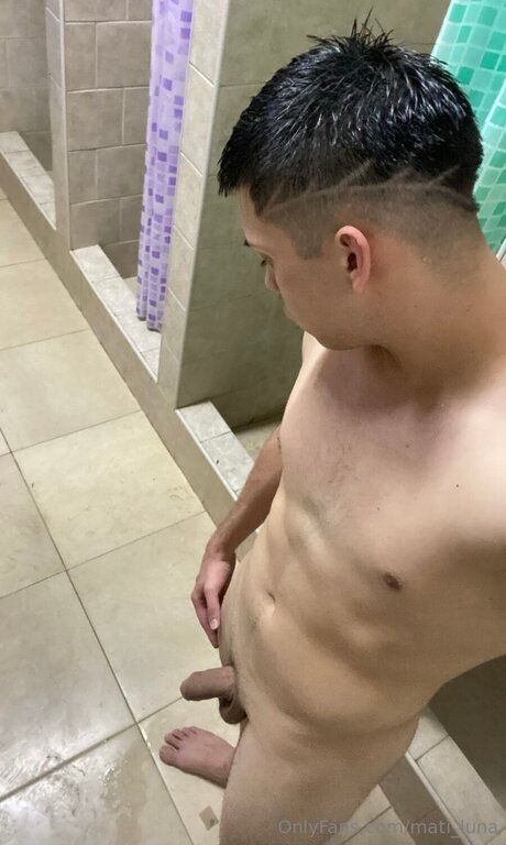 Mati Luna strip onlyfans