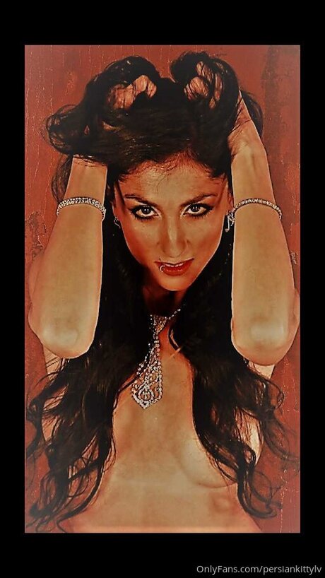 Persiankittylv onlyfans model photos