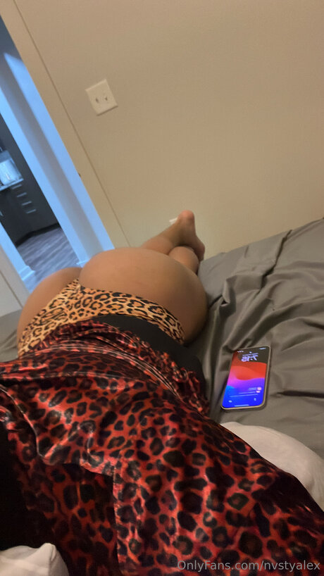 Nvstyalex onlyfans content