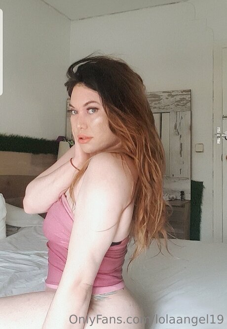 Lolaangel19 nudes only fans