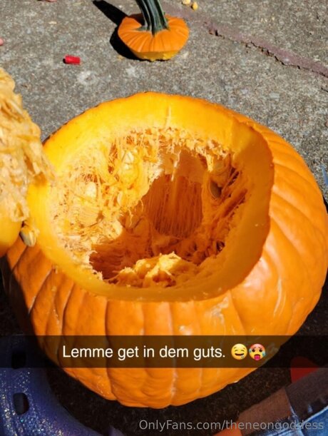 Theneongoddess onlyfans leaked nude