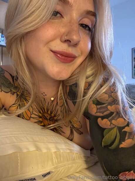 Tattoo Bbgirl onlyfans xxx