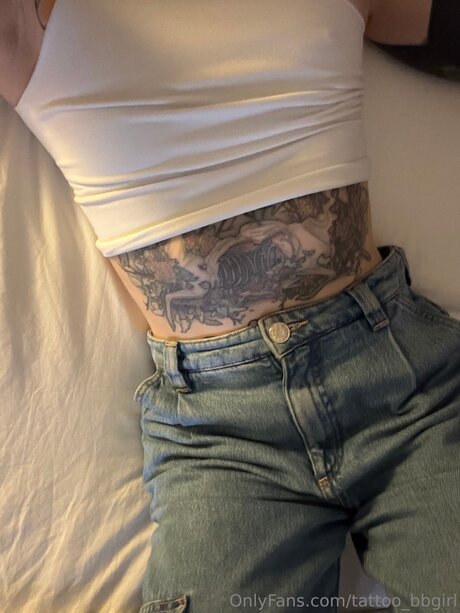 Tattoo Bbgirl naked on onlyfans