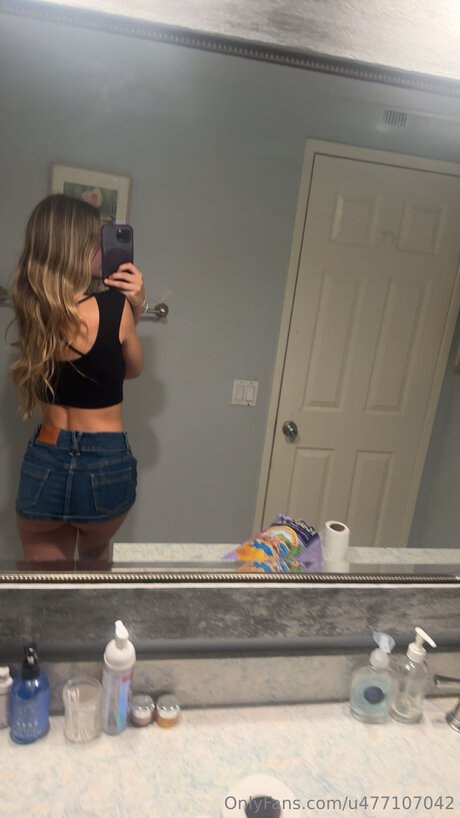 Prettylittlethang2004 nsfw onlyfans