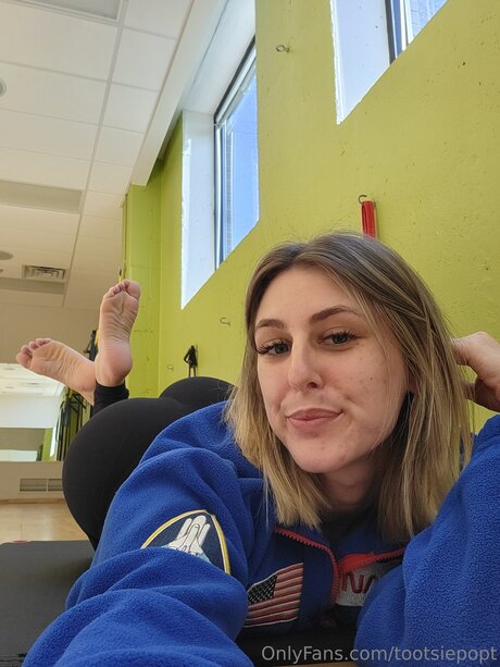 Tootsiepopt onlyfans public photos