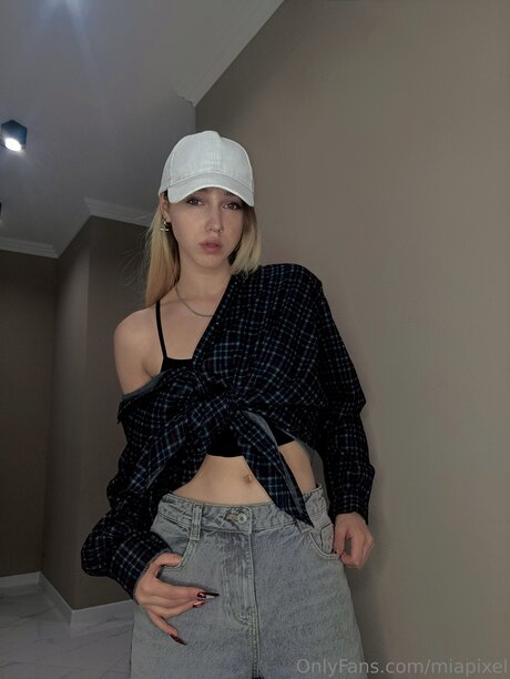 Miapixel nudes only fans