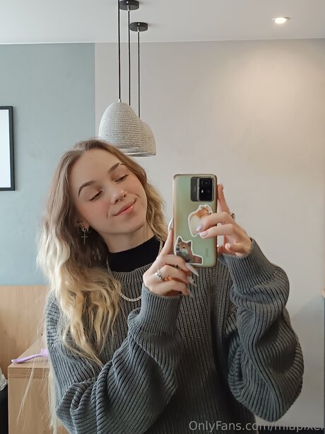 Miapixel leaked nude onlyfans