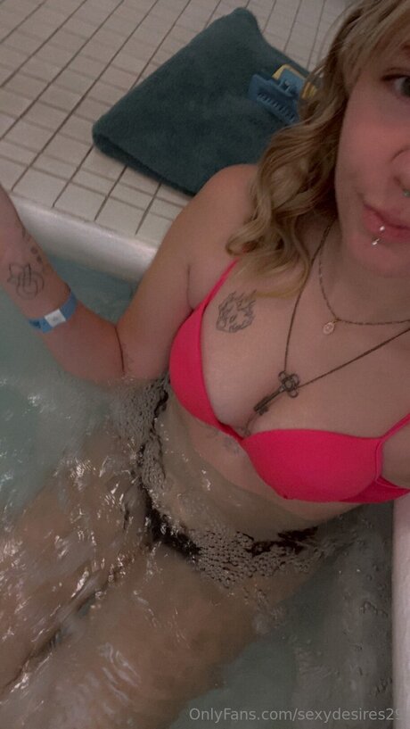 Sexydesires29 naked only fans
