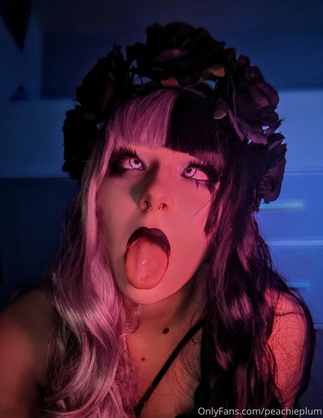 lesbian seduction onlyfans perfect glimpse