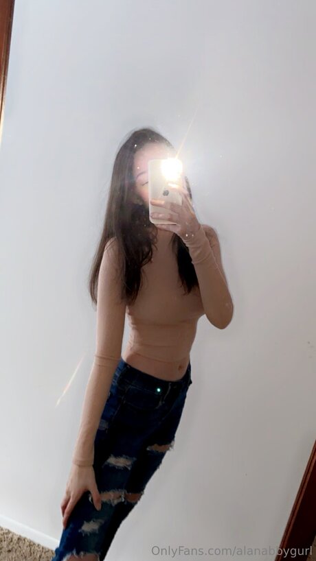 Alanabbygurl  glimpse