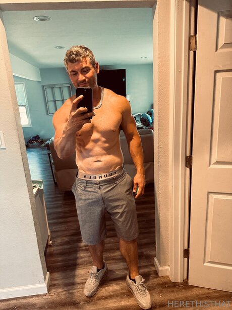 Herethisthat naked onlyfans pics