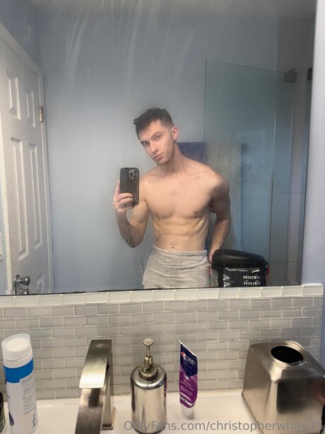 Christopherwhite75 onlyfans nude tits