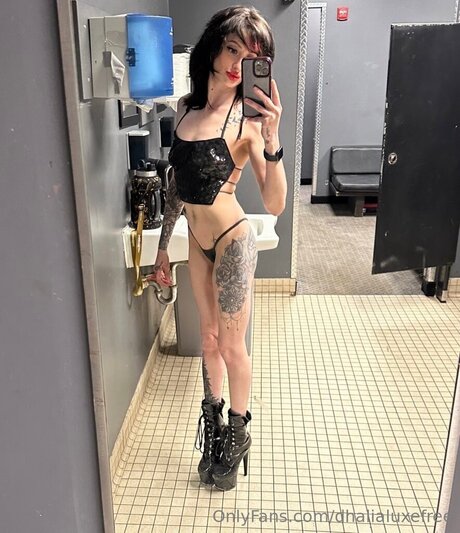 Dhalialuxefree onlyfans nide
