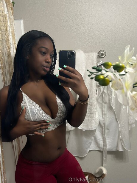 Leticiamamiii onlyfans naked porn