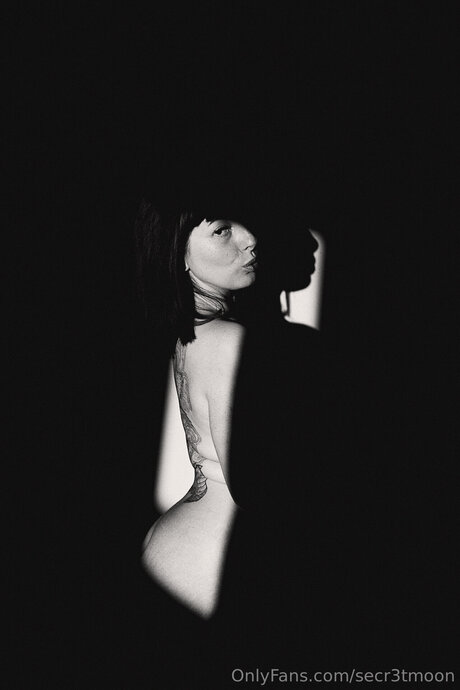 Secr3tmoon free onlyfans
