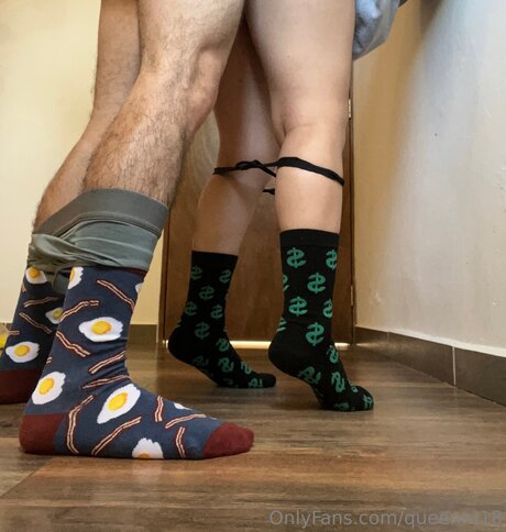 Queenm18 nude on onlyfans