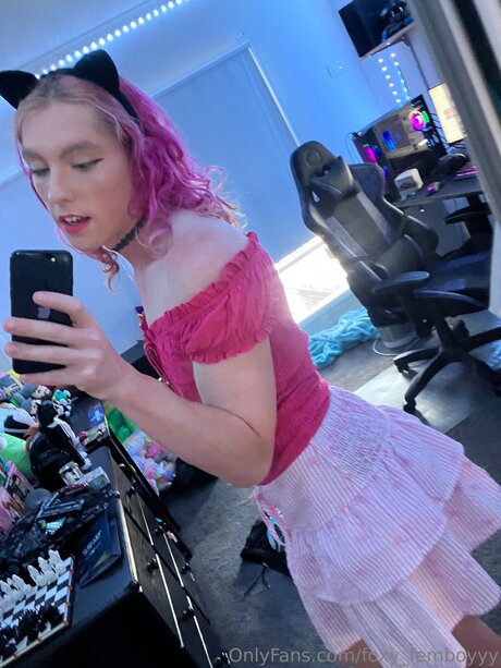 Foxy Femboyyy nudes onlyfans leaked