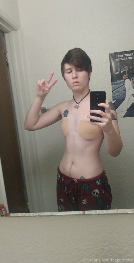 Faggotclown onlyfans leajs