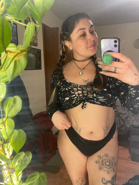 Fayemistique777  still