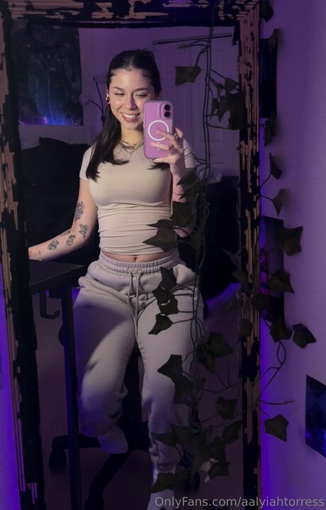 Aalyiahtorress onlyfans photo