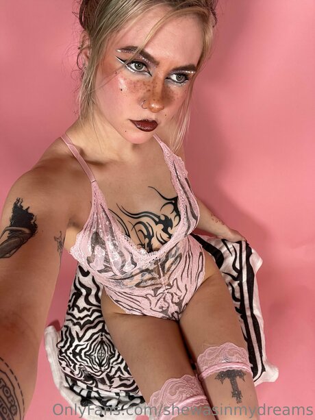 Shewasinmydreams onlyfans naked leaks