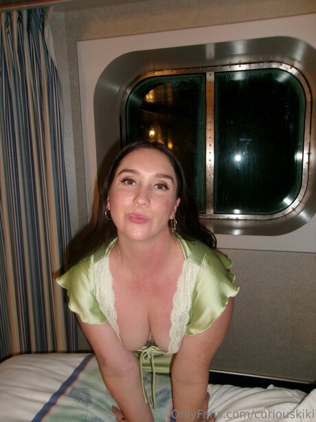 Curiouskiki onlyfans nude leaks