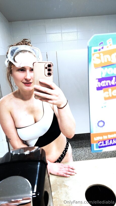 Ellediabla onlyfans nude pics